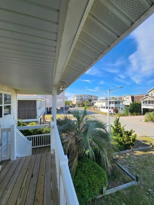 Whole House - Short Walk To The Beach Ocean Isle Beach Exterior photo