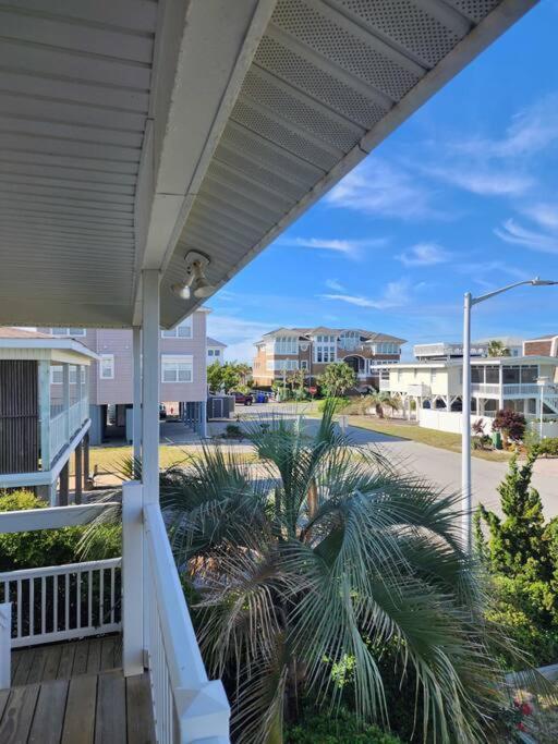 Whole House - Short Walk To The Beach Ocean Isle Beach Exterior photo